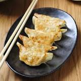 Is gyoza the same as potstickers?