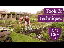 Tools And Techniques No Dig Bed Prep