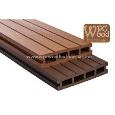 2.4 keunggulan kayu merbau sebagai lantai kayu outdoor. Kayu Kolam Renang Shopee Indonesia