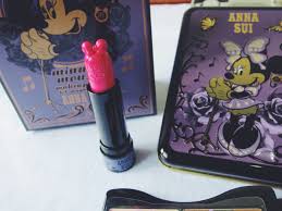 anna sui x minnie mouse holiday