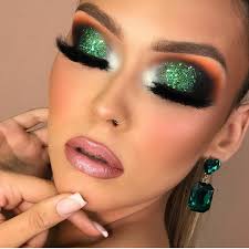 green gold glitter smokey eye makeup