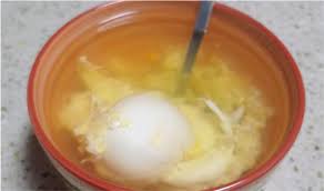 荷包蛋是冷水下锅还是热水下锅？难怪煮得荷包蛋总是散！|荷包蛋|鸡蛋