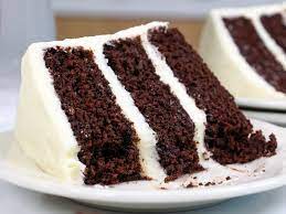 chocolate cake with cream cheese