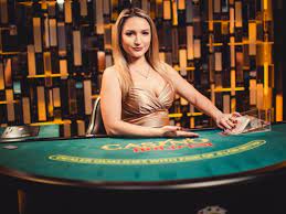 Top 9 Hottest Live Casino Dealers