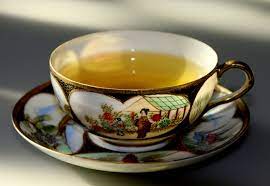 drink green tea on an empty stomach