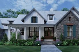 Modern Farmhouse Plan 9401 00108