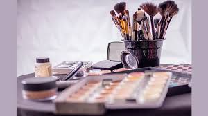 makeup artist salary trends in india