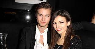 who is victoria justice dating here s