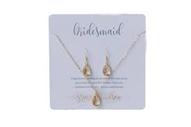 the 15 best bridesmaid jewelry sets of 2023
