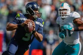 But, if you guessed that they weigh the same, you're wrong. Seahawks Versus Dolphins Preview 5 Questions With Miami Expert
