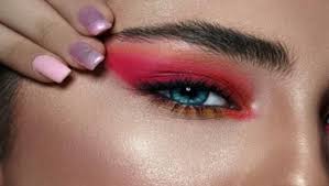 makeup hacks to make your eyes look bigger