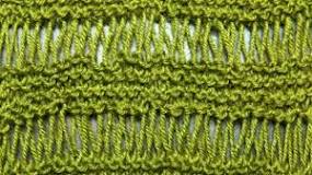 What is drop stitch pattern?