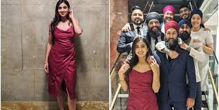 Born january 2, 1979) is a canadian politician who has served as the leader of the new democratic party (ndp) since 2017. Jagmeet Singh S Wife Gurkiran Kaur Took A Holiday Mirror Selfie It S A Mood Narcity