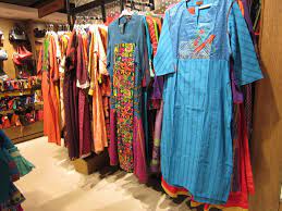バングラデシュ！ファッション入門～サロワ・カミューズ編 | シャプラニール＝市民による海外協力の会
