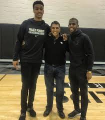 He's now in the middle of his prime, at age 32, and stands at 6'0″. Chris Paul On Twitter Godeacs