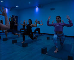 yoga studio fitness franchise yogasix