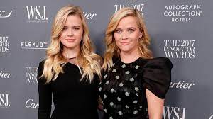 Reese Witherspoon And Daughter Ava Go ...