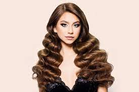 This hairstyle might not work for ladies who love to run their fingers through their long hair, as these perfect waves don't do well with frequent tousling. Inspiring Styling Ideas And Tutorials To Wear Finger Waves Perfectly