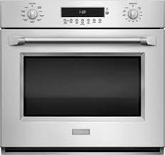 Push it in until the oven cavity light goes off, indicating that the oven believes the door is closed. Monogram Zet1phss Electric Single Wall Oven Review Reviewed
