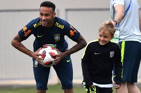 He is the first person, who noticed his son's talent for football and helped him develop it. The Reinvention Of Neymar From Peter Pan To Brazilian Leader Bleacher Report Latest News Videos And Highlights