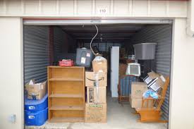 e z self storage unit auction 2201 s