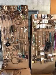 how to display jewelry at a garage