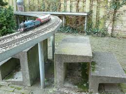 elevated layout advice g scale model
