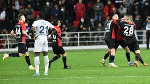 Maç sonucu: Gaziantep FK 3-2 Fenerbahçe