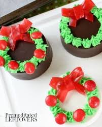 I love christmas mouse and it's a must to come and visit when i'm in town! 82 Easy Christmas Candy Recipes Homemade Christmas Candy Ideas