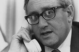 Henry Kissinger, diplomata americano, morre aos 100 anos