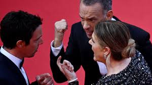did tom hanks scold man on cannes red
