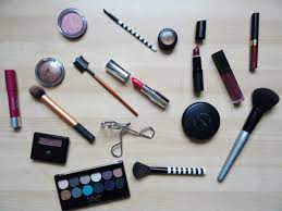 makeup pixabay cco 2454659 1280
