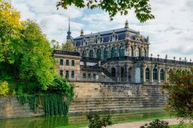 4.9 out of 5 stars 210. The Best Things To Do And See In Dresden Germany