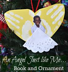 These pages are especially good for young kids to let them express themselves through their creativity. An Angel Like Me Book And Ornament For Kids To Make