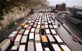 Großbritannien hat wie hier in london einen dritten, sehr strikten lockdown. Grossbritannien Frankreichs Corona Blockade Stoppt Lastwagen