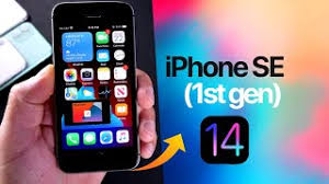 It was revealed on march 21, 2016 at the let us loop you in. special event in cupertino, california. Iphone Se 1st Gen Is Amazing On Ios 14 Youtube