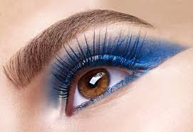 colored eyelashes will make your eyes pop