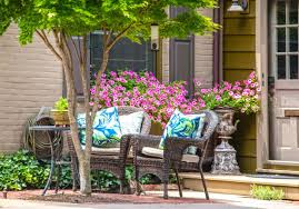 10 garden decor tips for your home