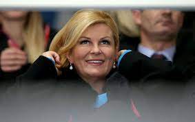 She holds the record of being the youngest person to be honored as the presidency of the nation. Ponosna Mama Kolinda Grabar Kitarovic Bodrila Kcer S Tribina Na Zlatnoj Pirueti Tportal