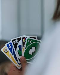 can you end uno with swap hands card
