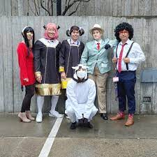 Dressed up as Franky at an anime convention and found the crew : r/ SpyxFamily