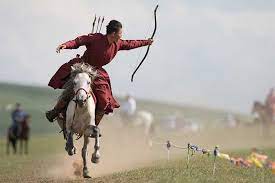 living arrow of mongolian horseback archery
