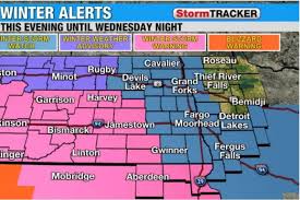 winter storm moves toward grand forks
