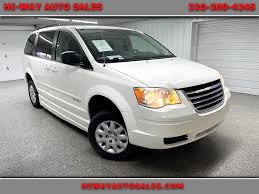 2010 chrysler town country 4dr wgn lx