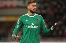 The duo of donnarumma's is about to be separated at ac milan. Gianluigi Donnarumma Responds To Ac Milan Fan Protest With Forza Milan Post Bleacher Report Latest News Videos And Highlights