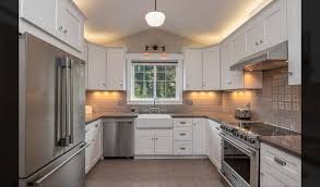 how to install under cabinet lighting