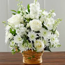 Roses remain to be the foolproof flower to send out to a loved one, and funerals are certainly no different. The Ftd Heartfelt Condolences Arrangement In Jefferson City Mo River City Florist