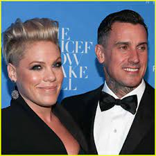 Pink's Husband Carey Hart Talks About Being Perceived as a 'Tattooed  Scumbag'