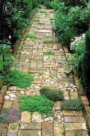 Creative Stone Garden Path Ideas