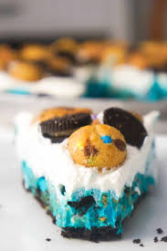 Oatmeal, chocolate chips, m&ms mixed into a smooth and sweet frosting! Monster Cookie Pudding Parfaits This Is Not Diet Food